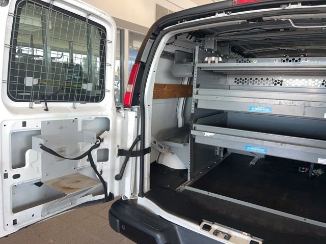 Used 2018 Chevrolet Express 2500 w/ Driver Convenience Package RWD image 22