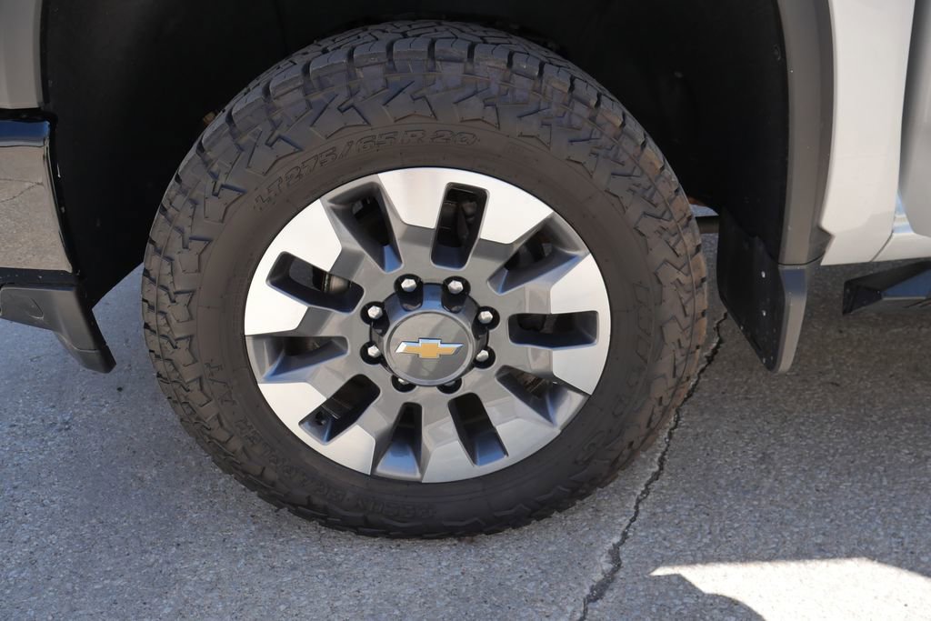 Used 2021 Chevrolet Silverado 2500 Custom w/ Custom Convenience Package AWD/4WD image 29
