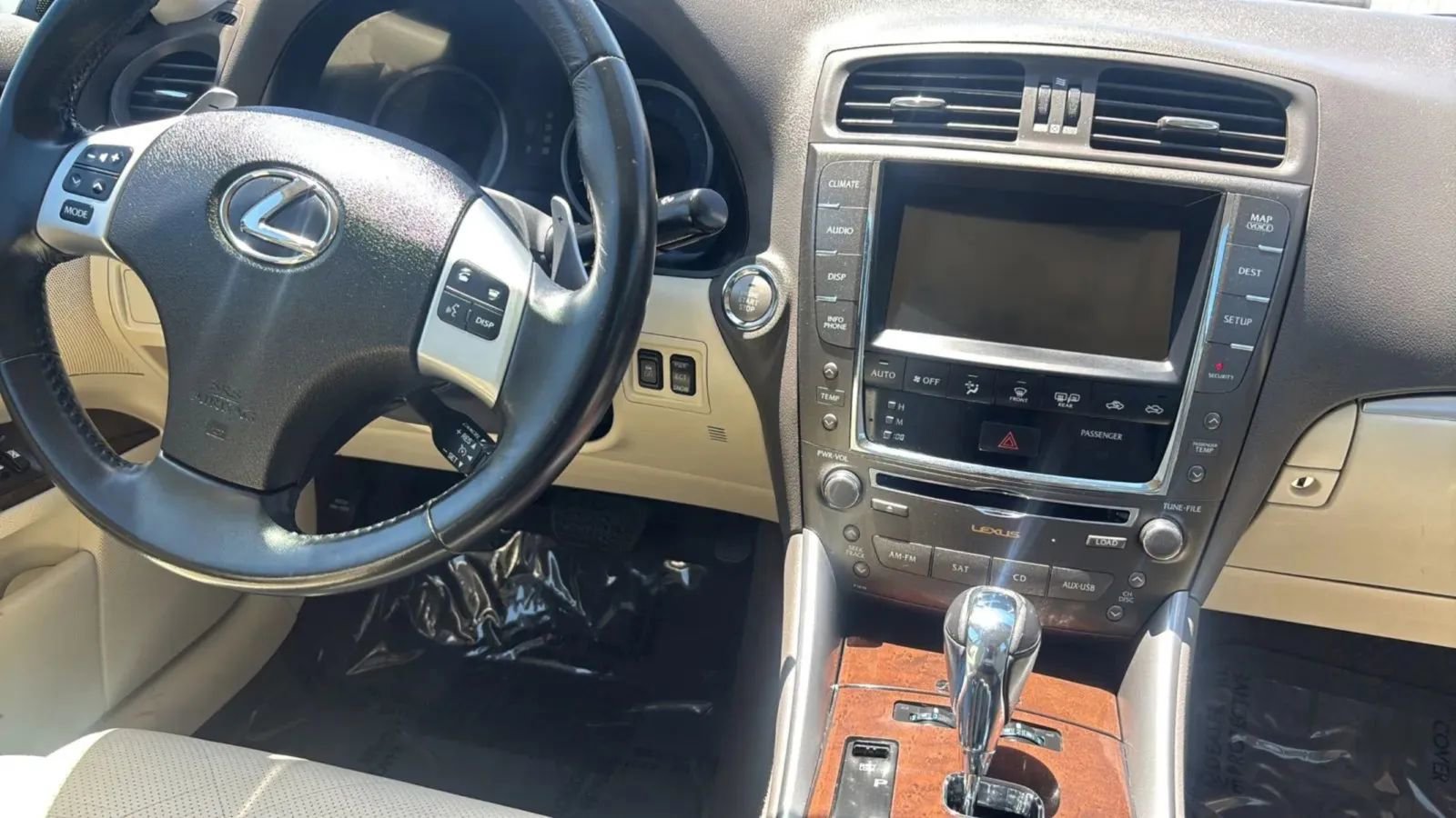 Used 2011 Lexus IS 250 w/ Premium Pkg Value Edition RWD image 15