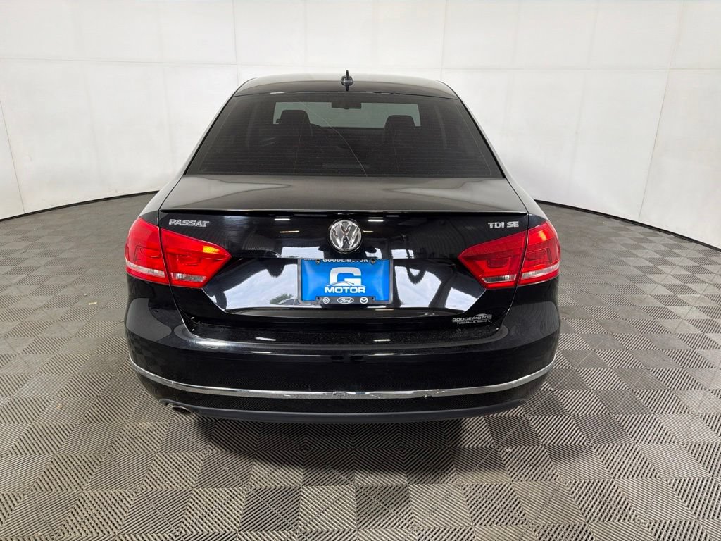 Used 2014 Volkswagen Passat TDI SE FWD image 6
