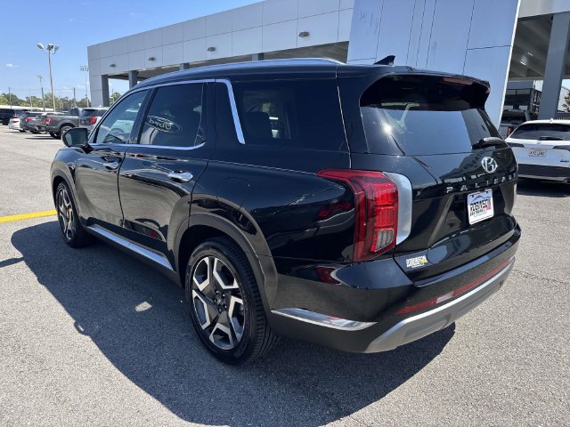 Used 2024 Hyundai Palisade Limited FWD image 7