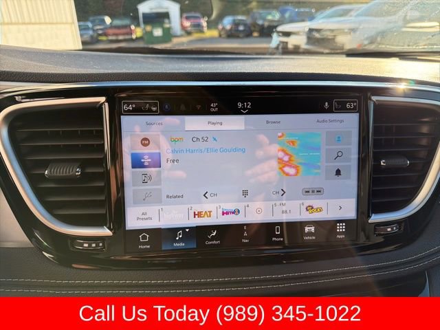 New 2026 Chrysler Pacifica Limited w/ S Appearance Package image 15