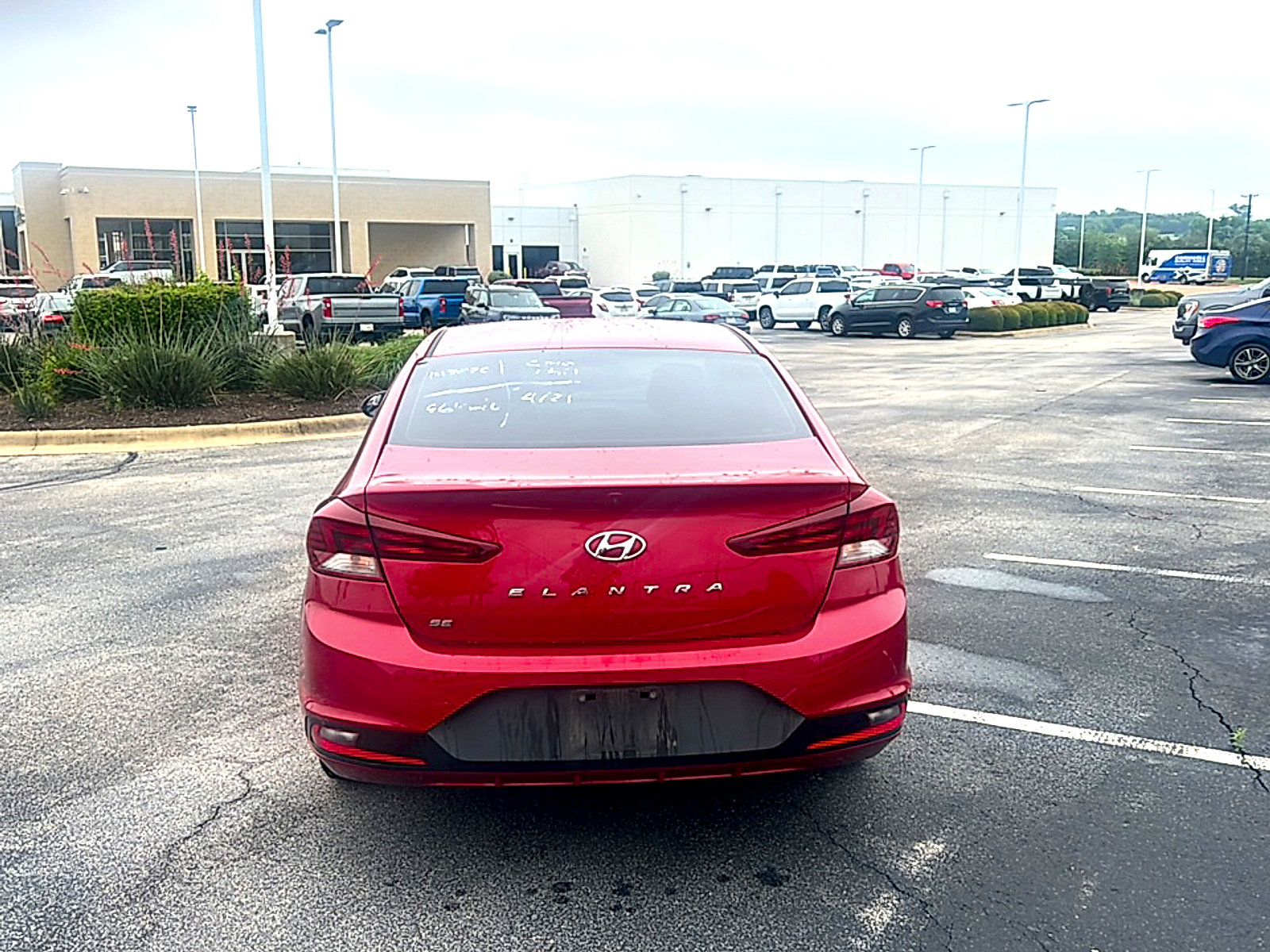 Used 2019 Hyundai Elantra SE FWD image 6