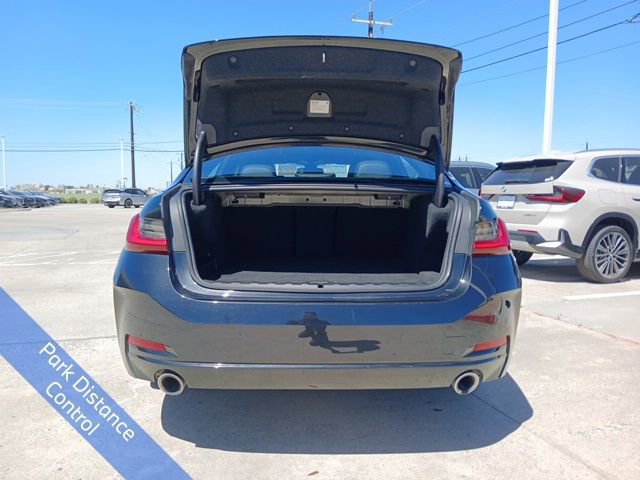 Used 2024 BMW 330e image 9