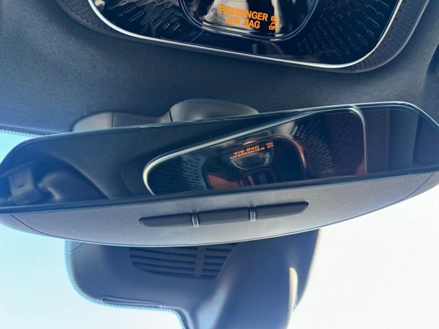 Used 2024 Mercedes-Benz GLC 300 4MATIC image 36