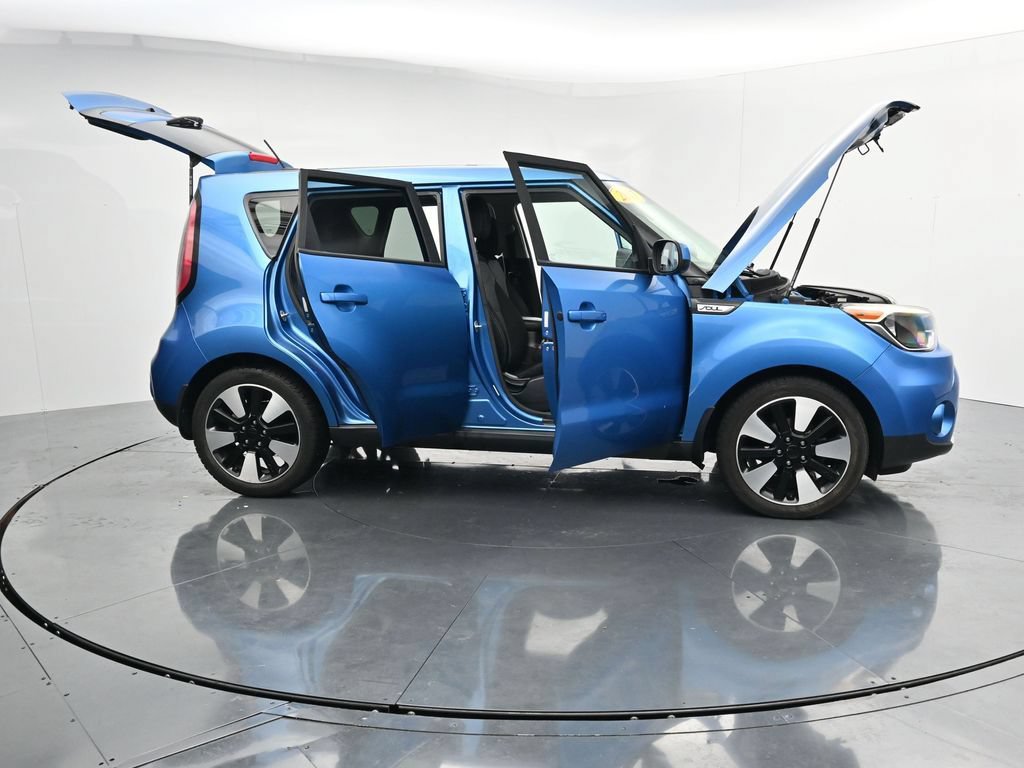 Used 2017 Kia Soul + w/ Designer's Package FWD image 42
