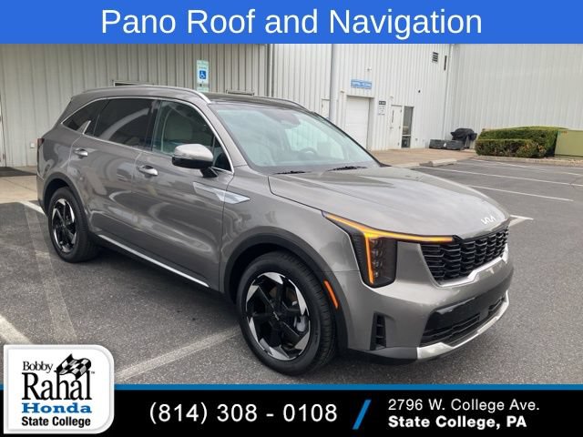 Used 2025 Kia Sorento EX w/ EX Panoramic Sunroof Package