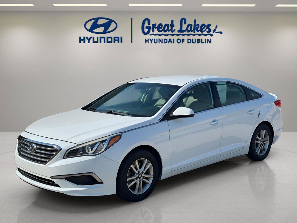 Used 2017 Hyundai Sonata SE image 1