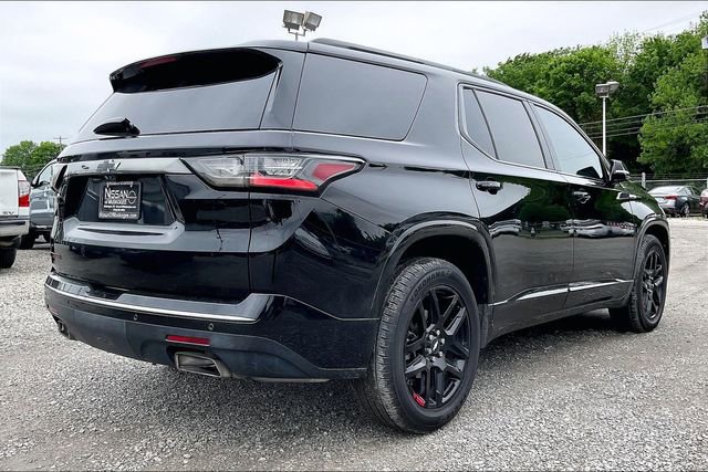 Used 2020 Chevrolet Traverse Premier w/ Redline Edition FWD image 6