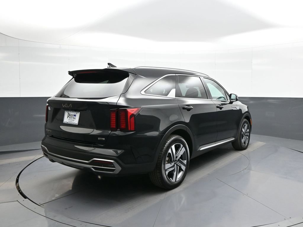 Certified 2023 Kia Sorento EX image 6