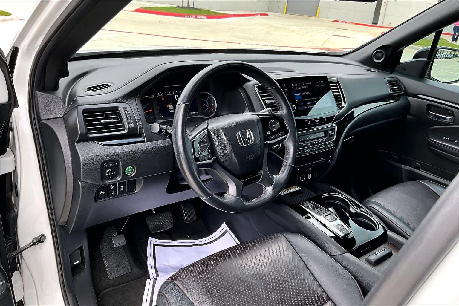 Used 2021 Honda Pilot Black Edition image 16