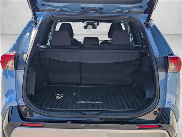 Used 2023 Toyota RAV4 SE w/ Convenience Package AWD/4WD image 6