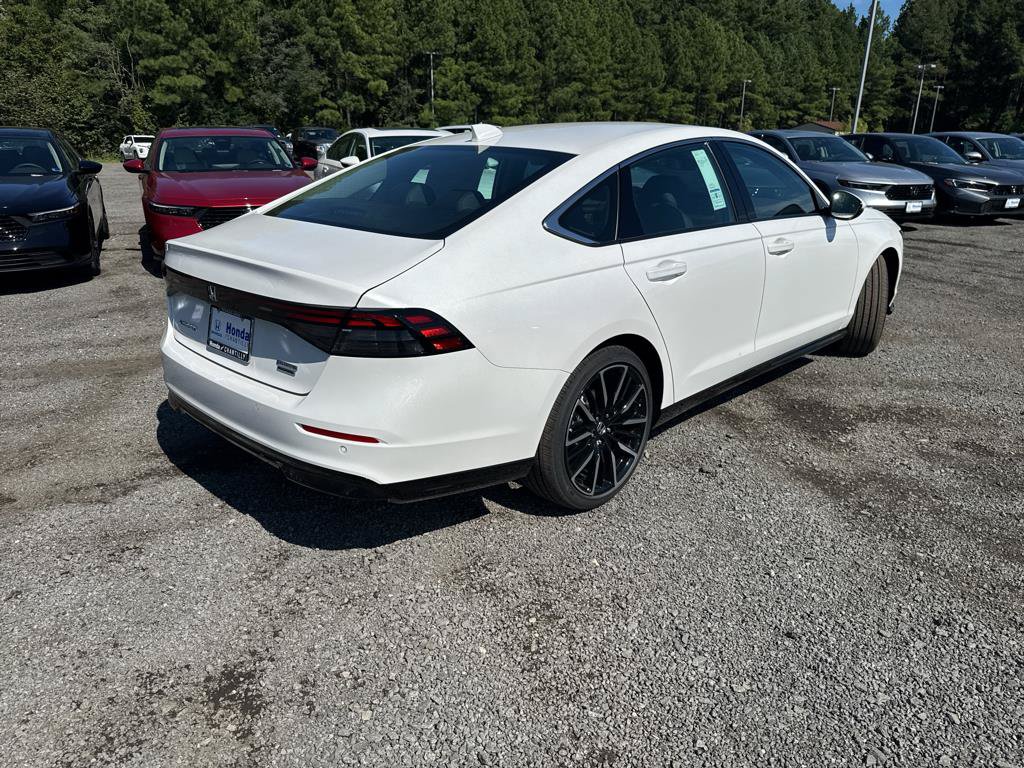 New 2026 Honda Accord Hybrid Touring image 7