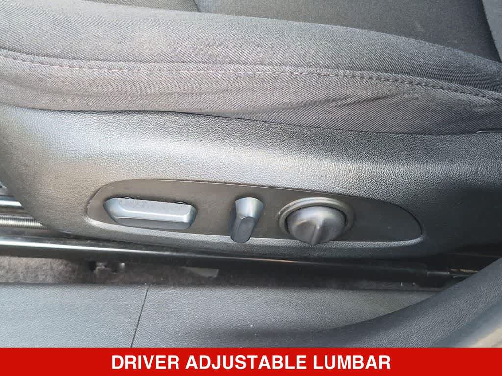 Used 2024 Chevrolet Malibu LT FWD image 17