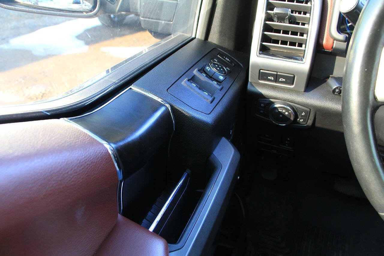Used 2019 Ford F350 Platinum w/ Platinum Ultimate Package image 29