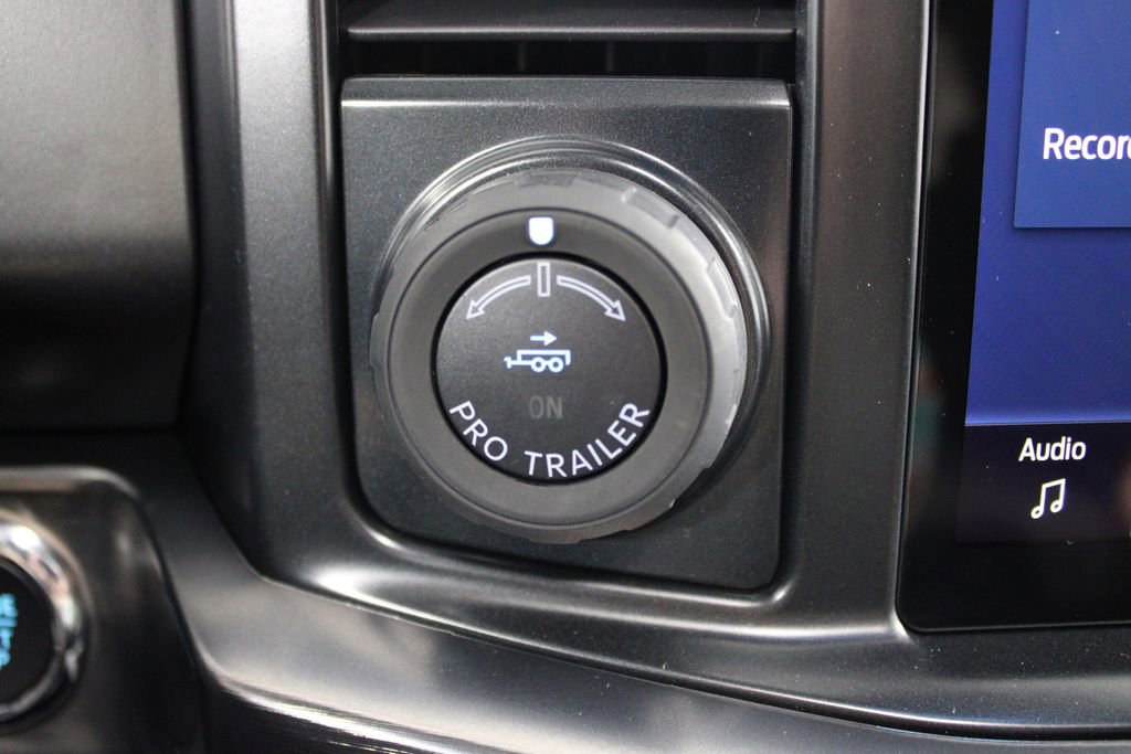 New 2026 Ford F250 Lariat w/ Black Appearance Package image 54