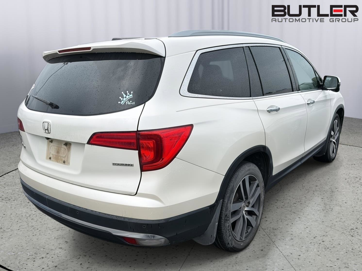 Used 2017 Honda Pilot Touring image 8