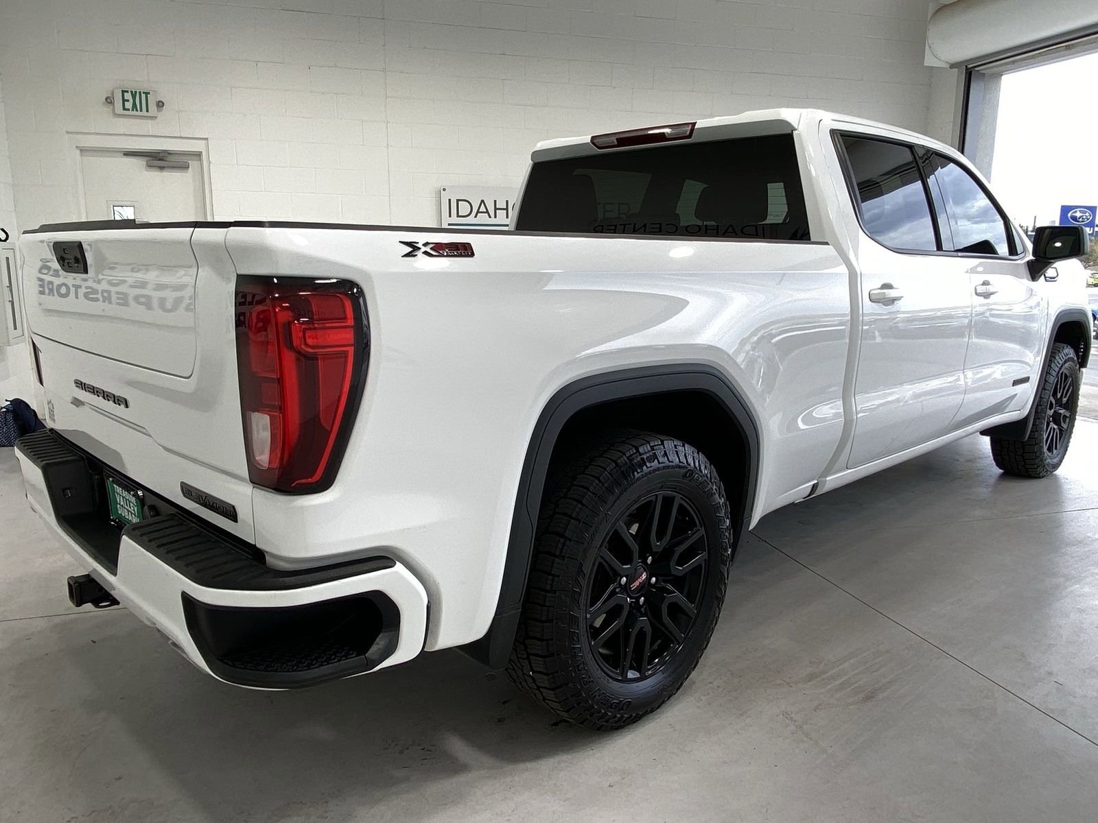 Used 2023 GMC Sierra 1500 Elevation w/ X31 Off-Road Package image 8
