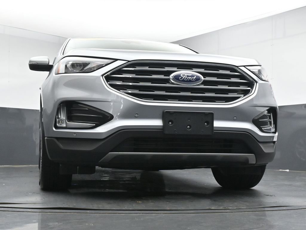Used 2024 Ford Edge Titanium image 34
