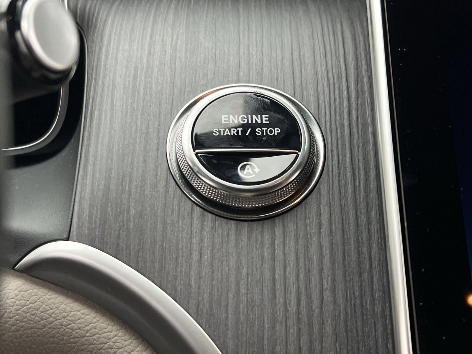 New 2026 Mercedes-Benz GLC 300 4MATIC image 31