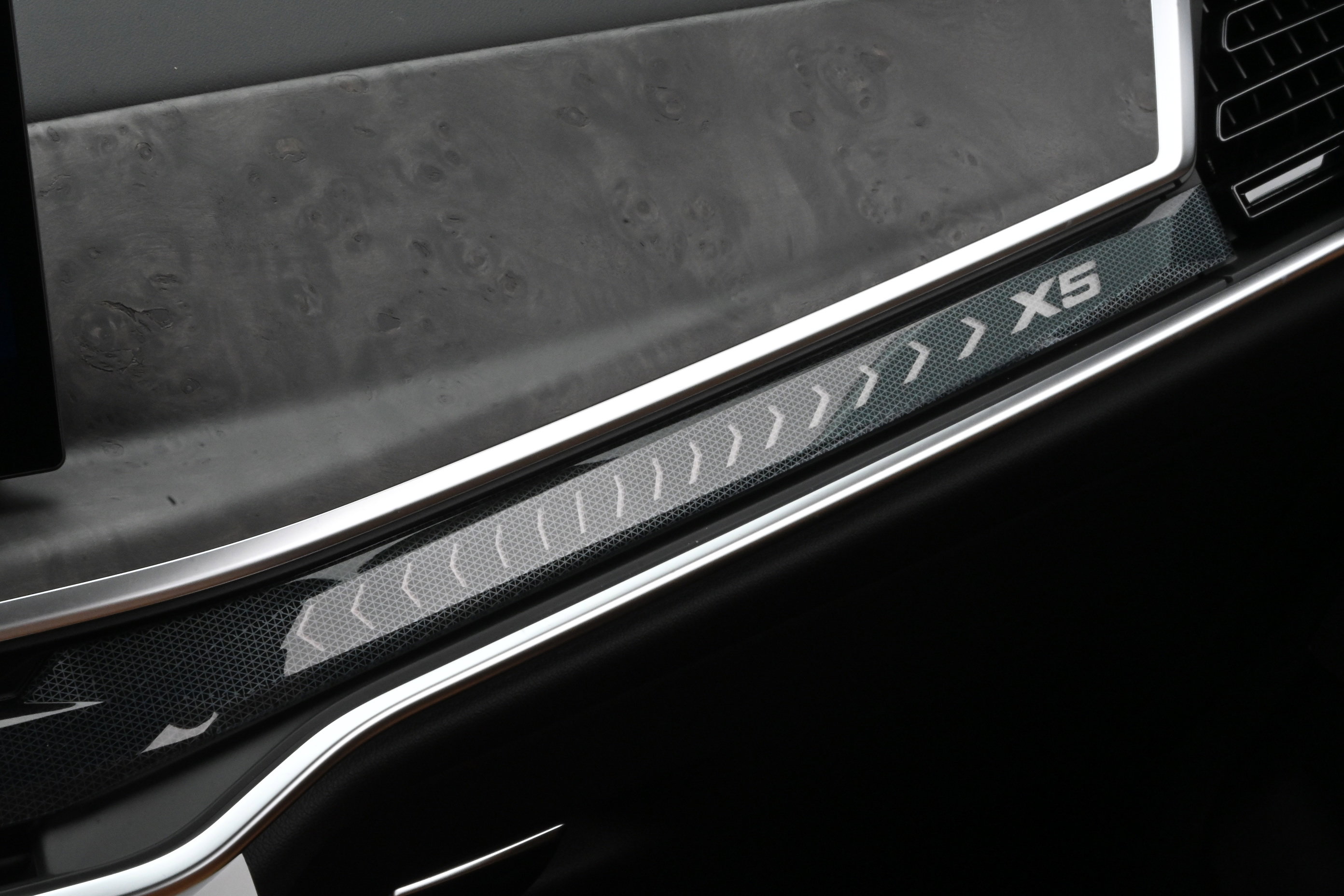 New 2026 BMW X5 xDrive50e w/ Executive Package AWD/4WD image 23