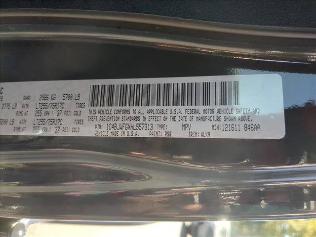 Used 2017 Jeep Wrangler Unlimited Rubicon AWD/4WD image 24