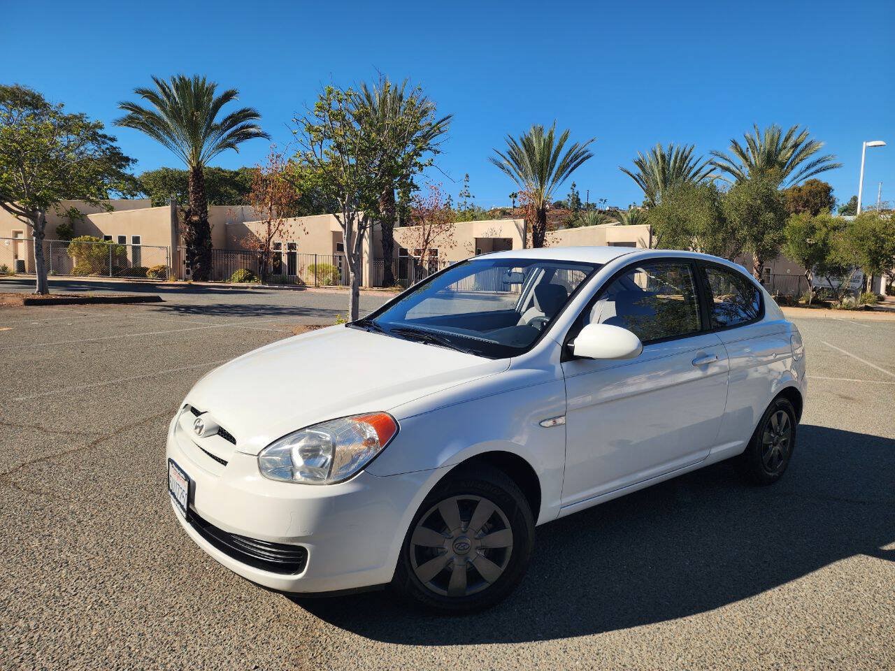 Used 2007 Hyundai Accent GS FWD image 2