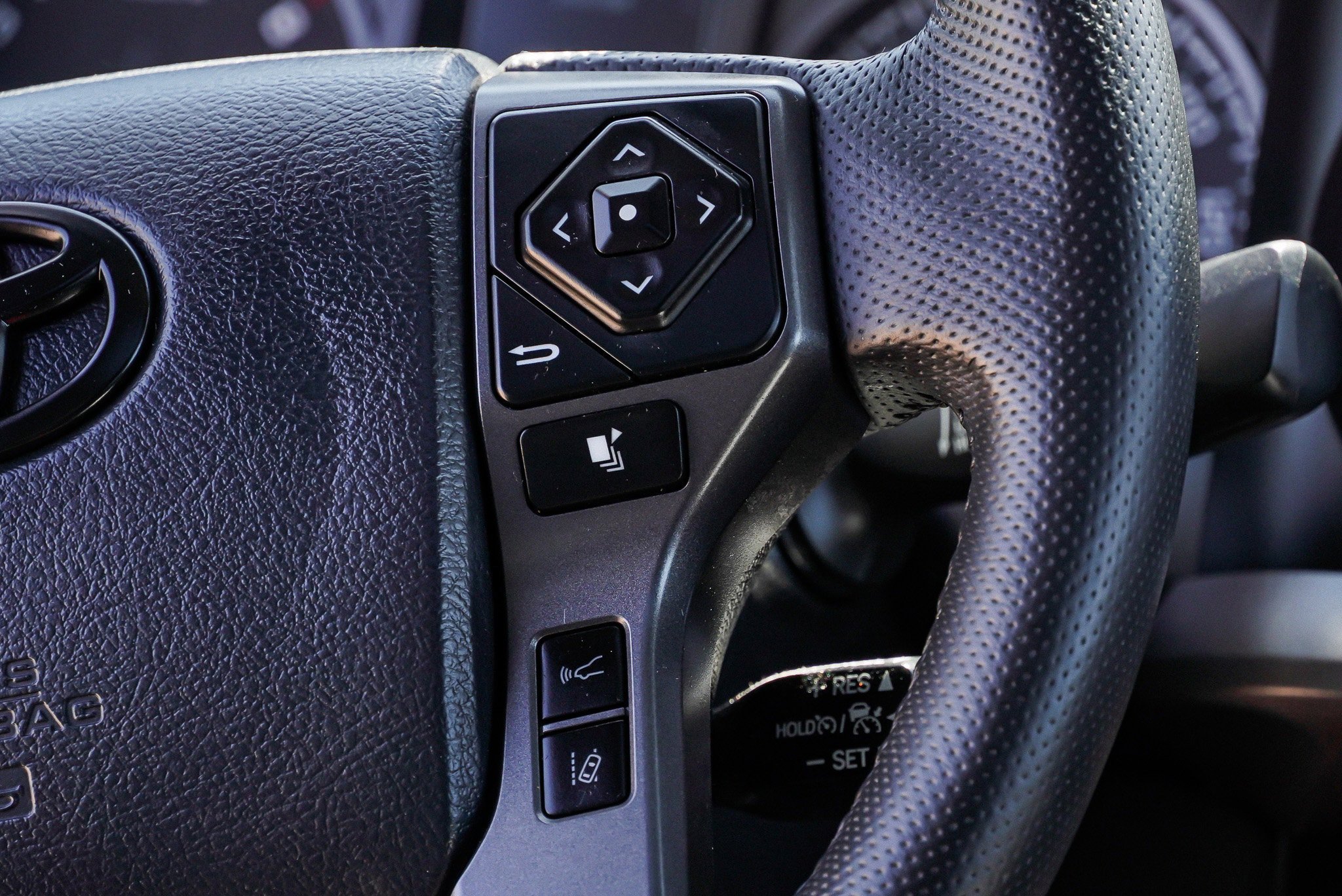 Certified 2020 Toyota Tacoma TRD Pro AWD/4WD image 35