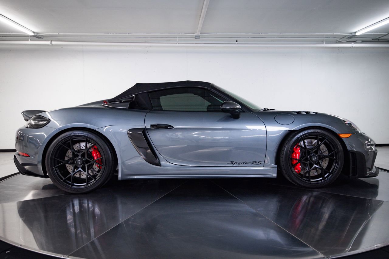 Certified 2024 Porsche 718 Boxster Spyder RS image 8