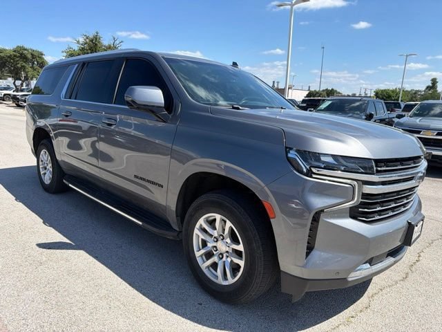 Used 2022 Chevrolet Suburban LT w/ Luxury Package