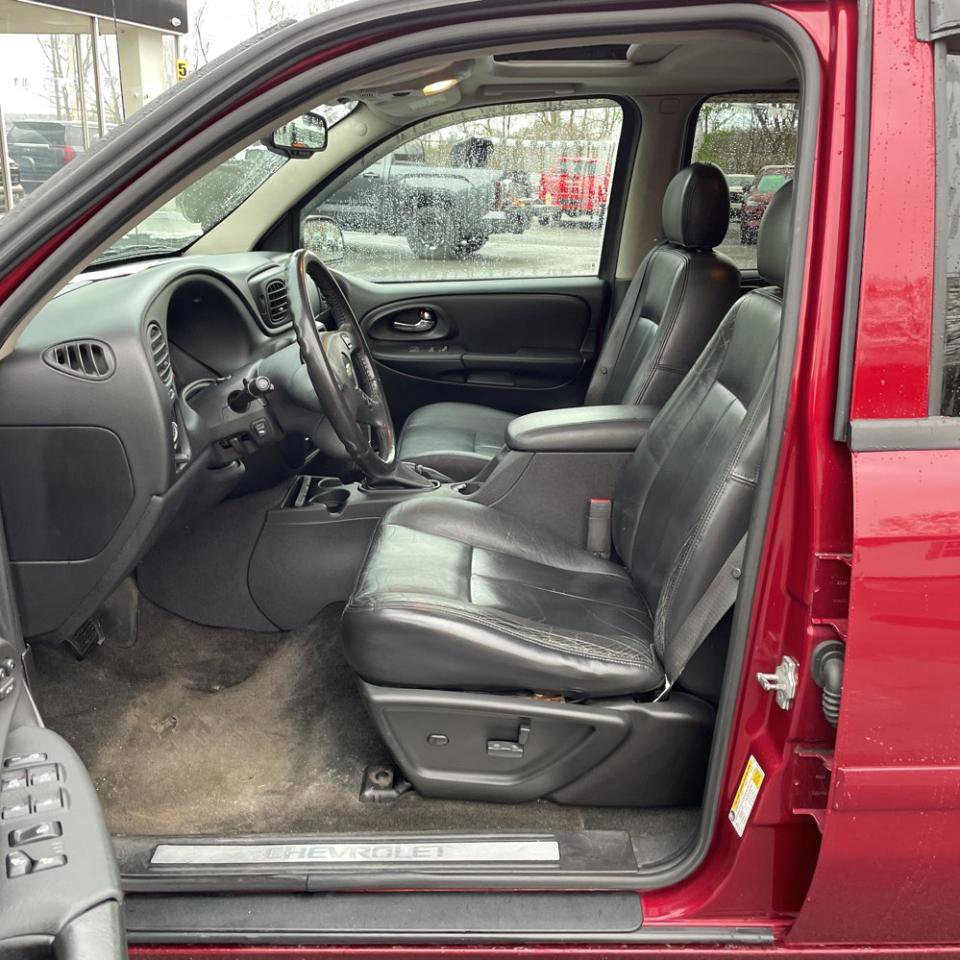 Used 2007 Chevrolet TrailBlazer LT AWD/4WD image 14