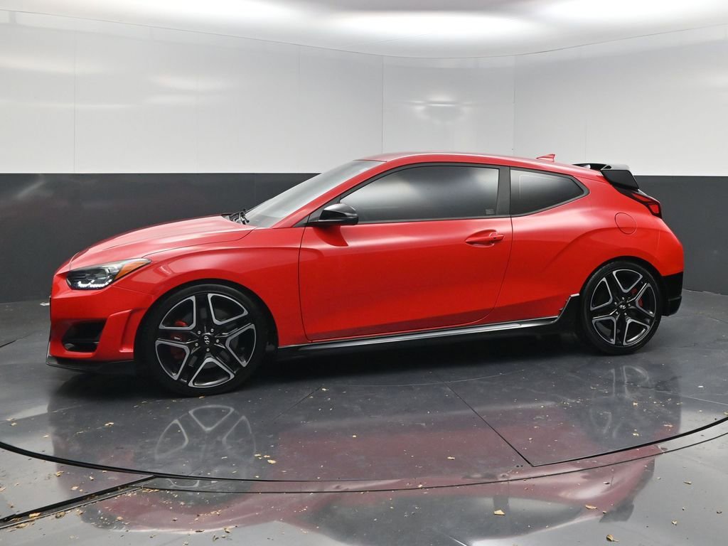 Used 2022 Hyundai Veloster N image 3
