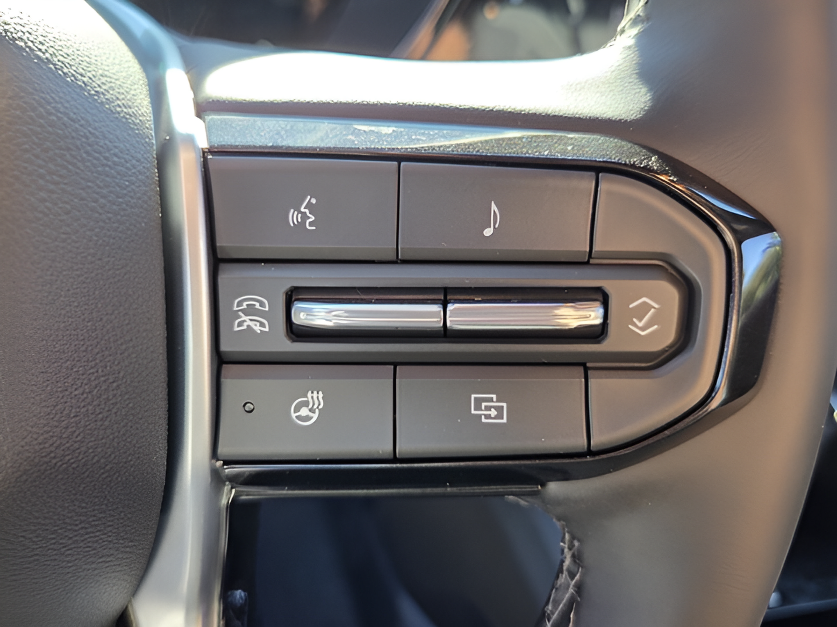 New 2026 Chevrolet Colorado LT w/ LT Convenience Package AWD/4WD image 26