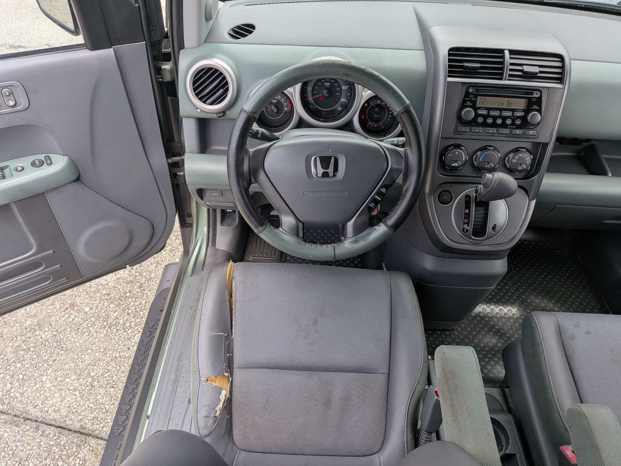 Used 2005 Honda Element EX image 16