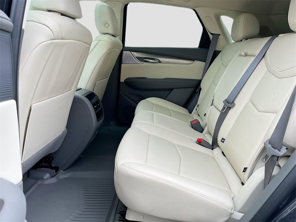Used 2021 Cadillac XT5 Premium Luxury image 25