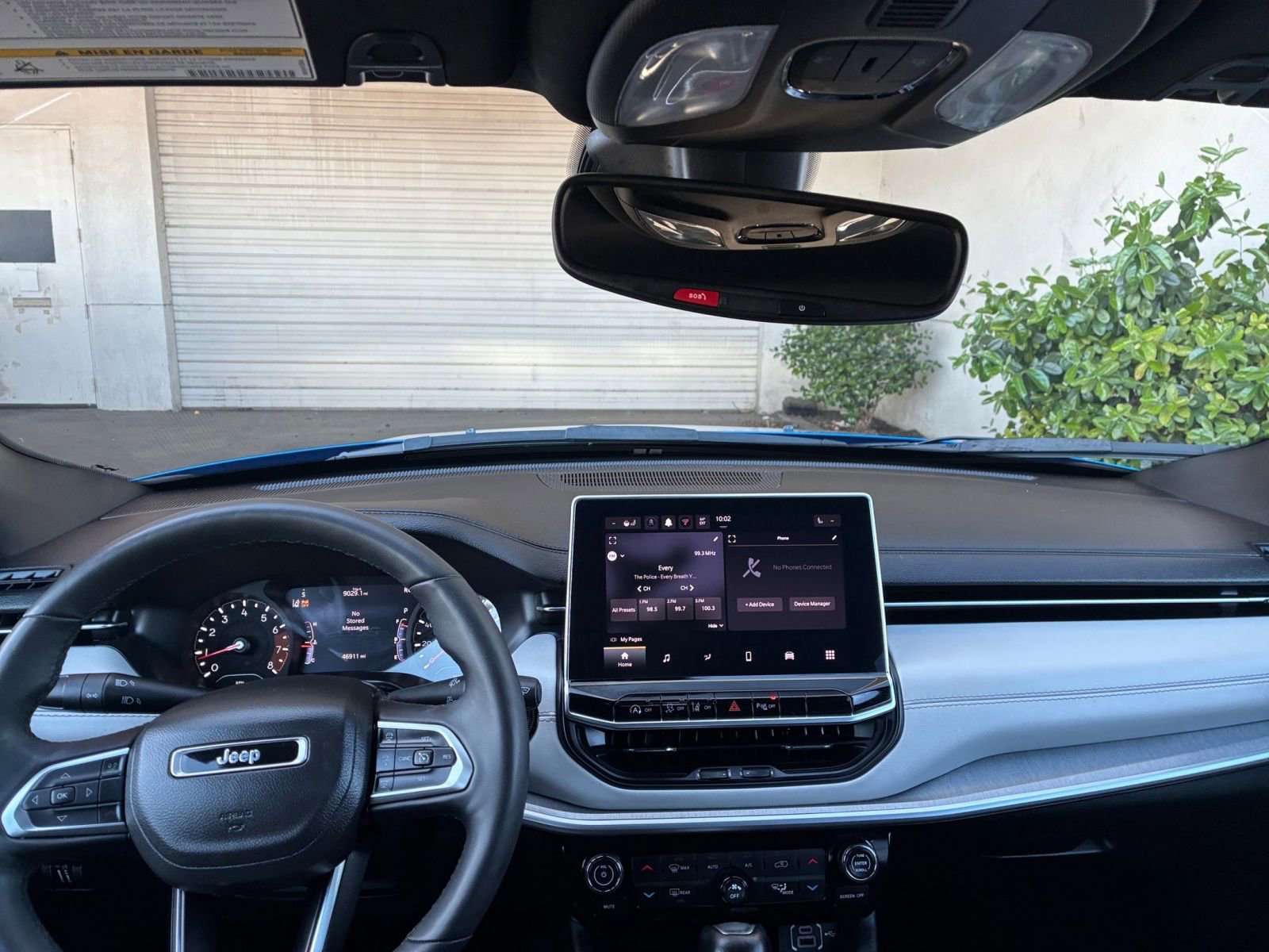 Used 2025 Jeep Compass Limited image 34