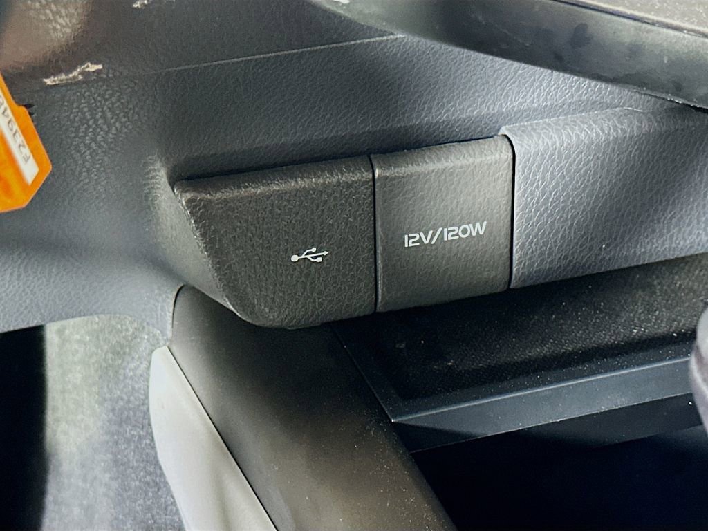 Used 2023 Toyota Camry SE image 29