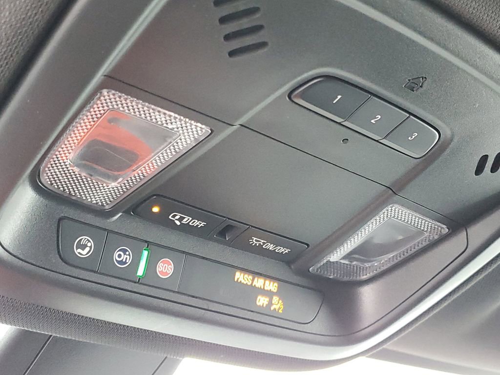 Certified 2023 Chevrolet Traverse RS image 23