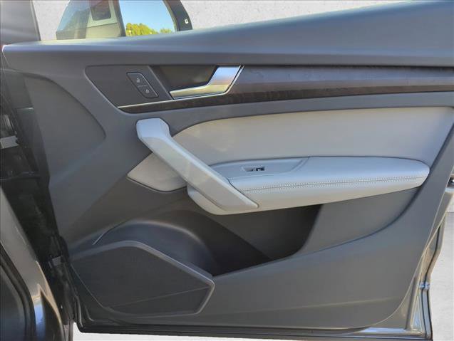 Used 2020 Audi Q5 2.0T Premium Plus image 25