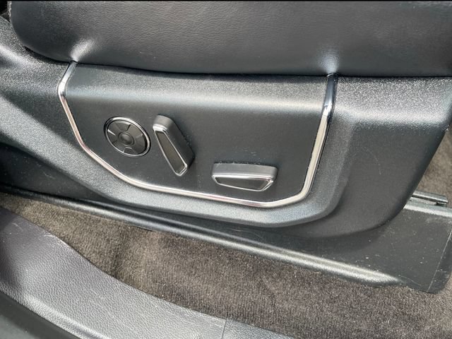 Used 2018 Ford Expedition Platinum AWD/4WD image 40