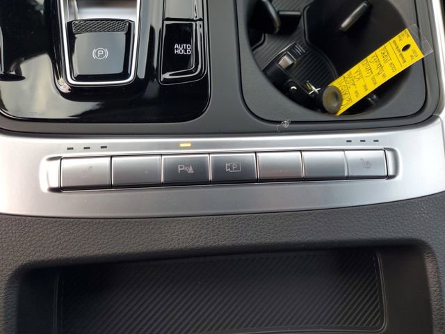 New 2026 Kia Carnival EX FWD image 21