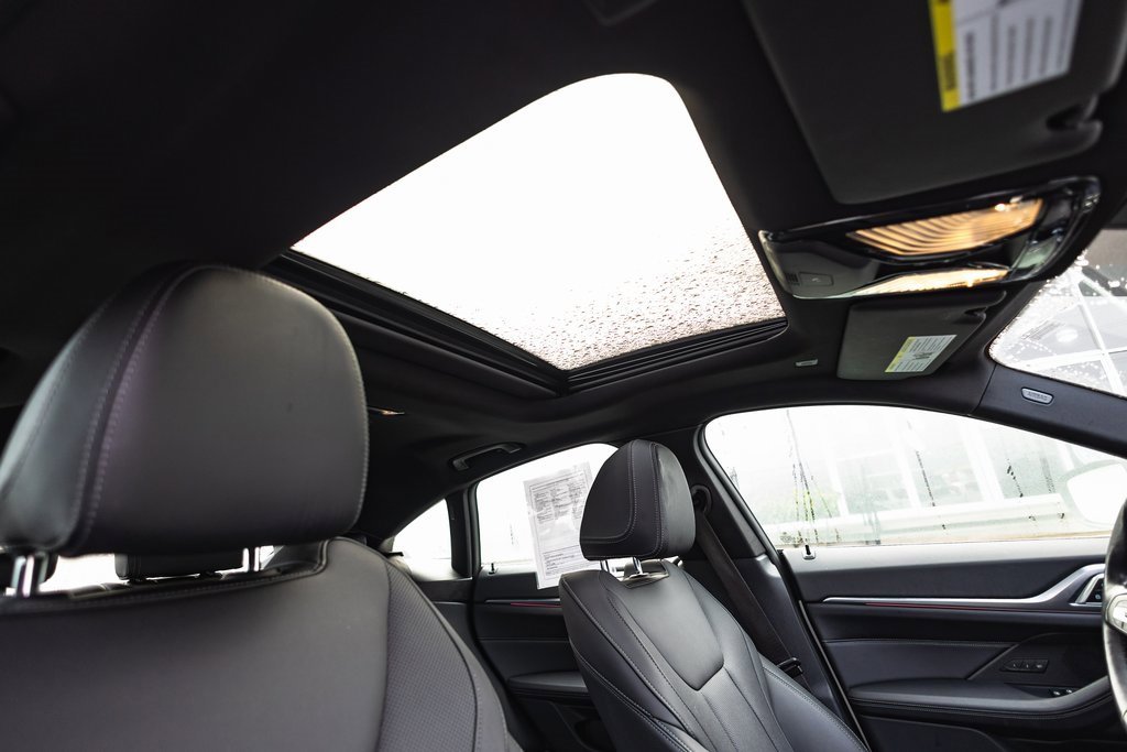 Used 2024 BMW i4 xDrive40i image 32