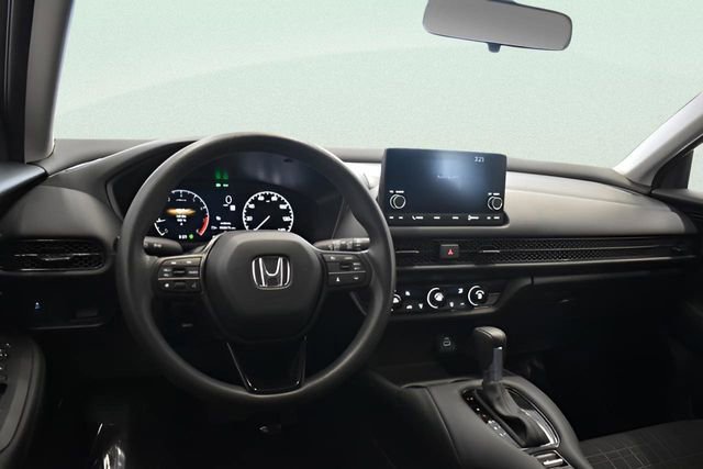 Used 2025 Honda HR-V LX image 25
