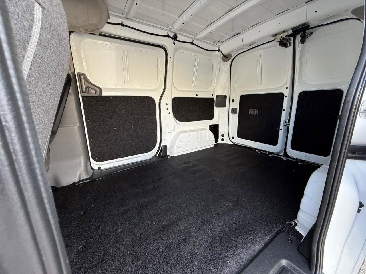 Used 2017 Nissan NV200 S w/ Cruise Control Package image 17