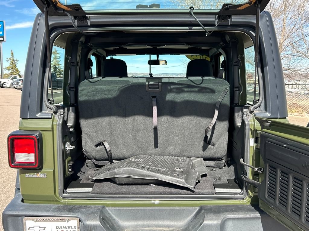 Used 2023 Jeep Wrangler Sport image 5