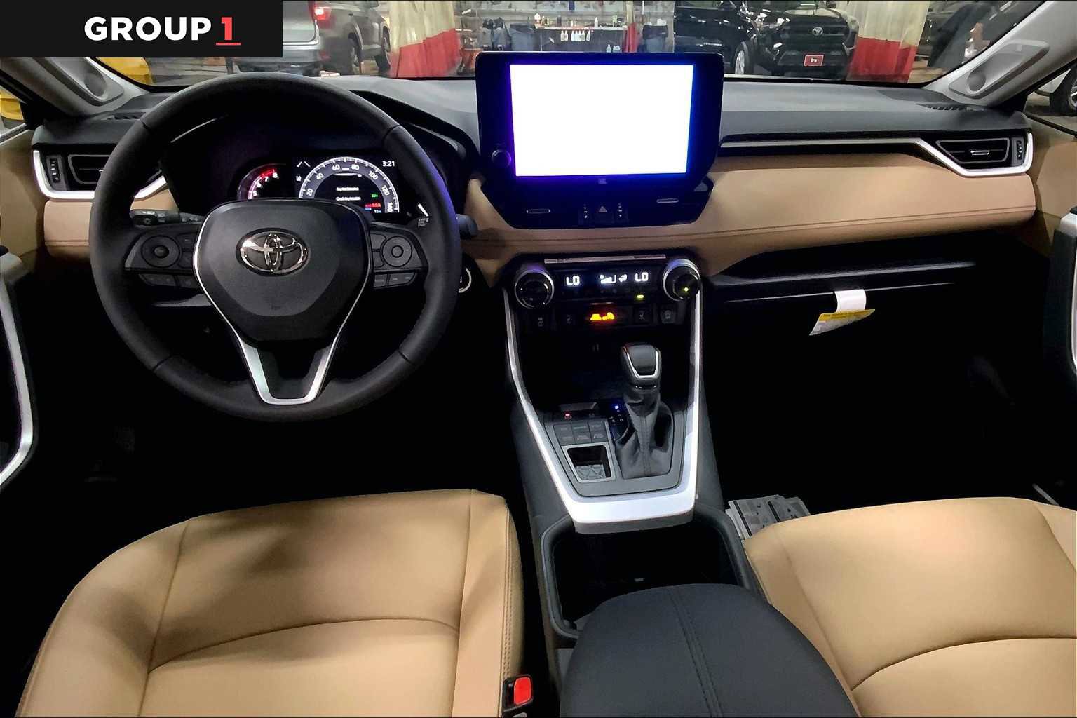 Used 2025 Toyota RAV4 XLE Premium w/ Weather Package AWD/4WD image 5