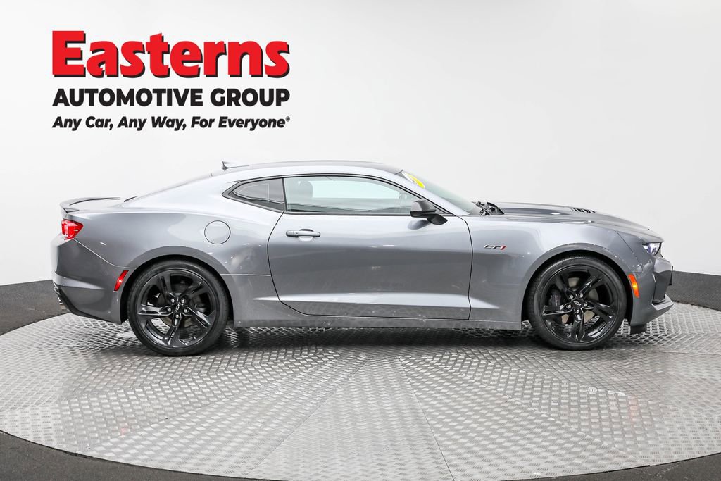 Used 2021 Chevrolet Camaro LT image 4
