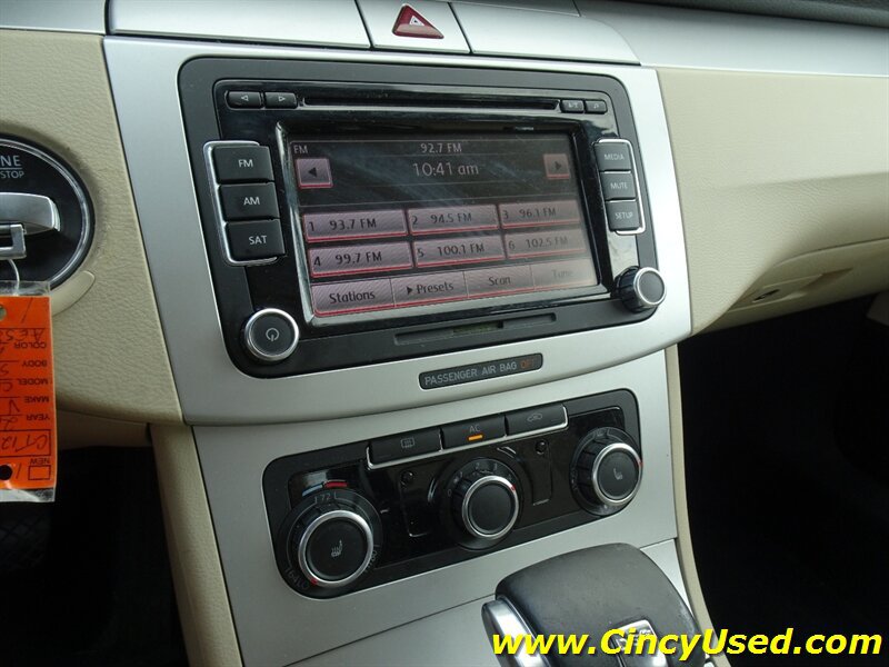 Used 2010 Volkswagen CC Sport FWD image 19