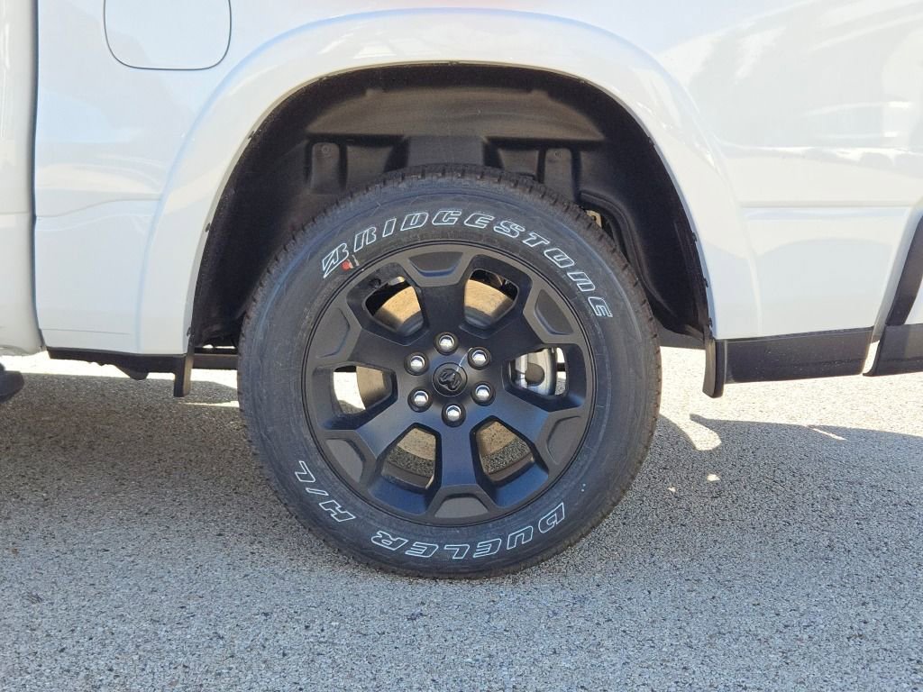 New 2026 RAM 1500 Big Horn AWD/4WD image 16