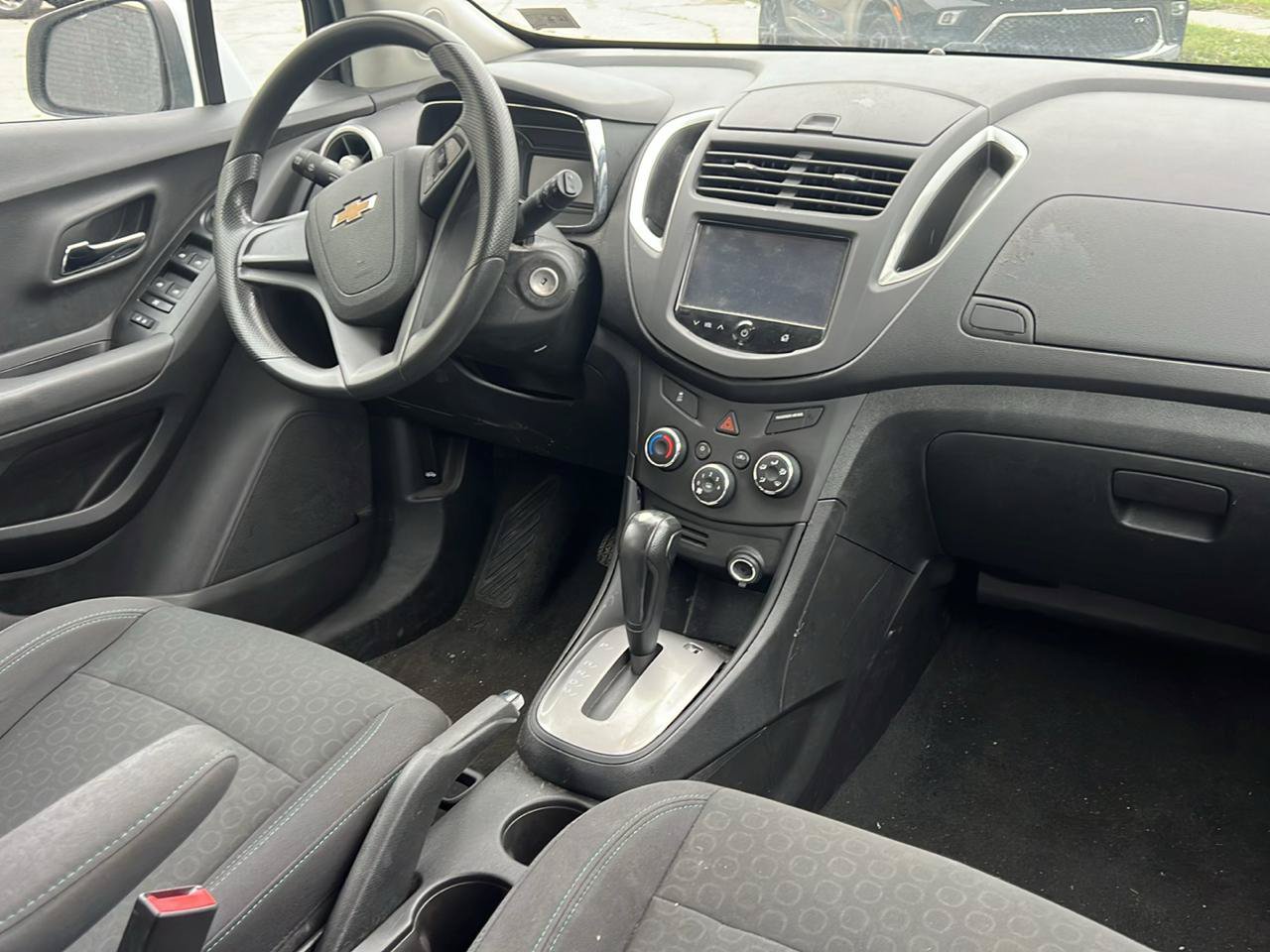 Used 2016 Chevrolet Trax LS FWD image 12